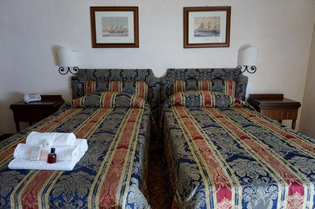 אולביה Colonna Palace Hotel Mediterraneo מראה חיצוני תמונה